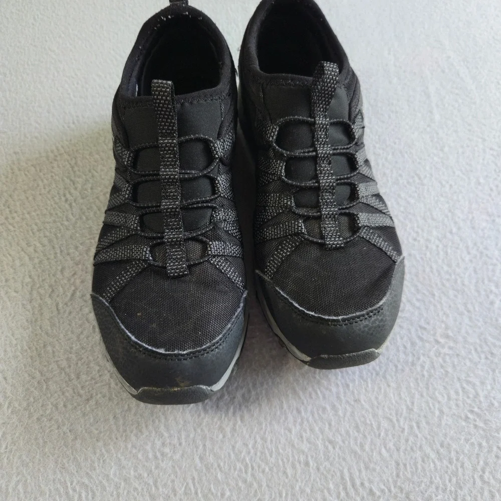 Skechers Trail Sneakers‎ Womens 7 Black Slip On Bungee Memory Foam 158049SA